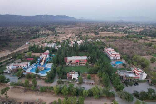 Riverarch Greenfields Resort