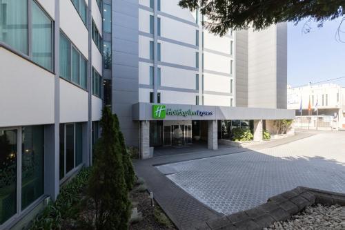 Holiday Inn Express Lisbon Airport by IHG