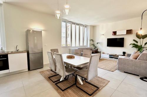 Rovelli 61 apartment 1 Como