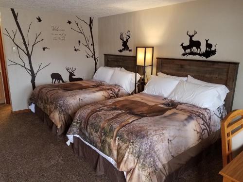 Premium Room with 2 Full Beds