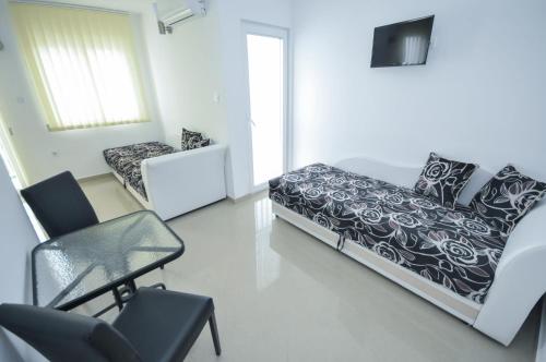 Hotel Oaza - image 10