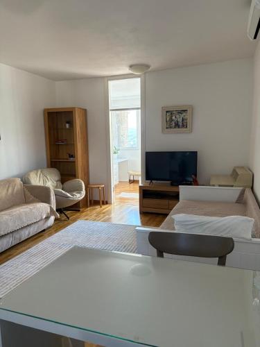 Central flat