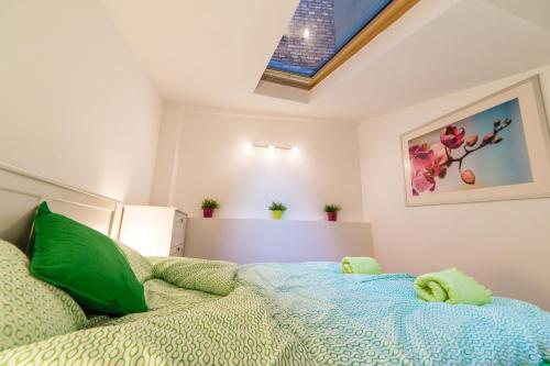 Quiet & Cosy Apt in the Heart of Old Cracow, Cracovie (photo 2)