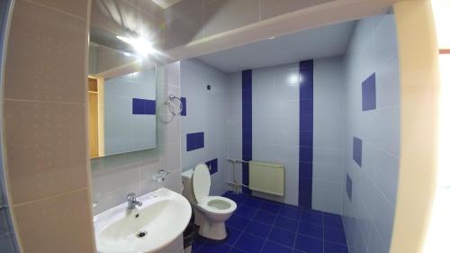 Cross Health Center - image 13