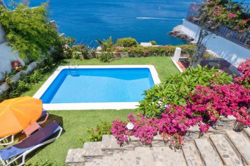Sunny Villa with Private Pool in Almuñécar