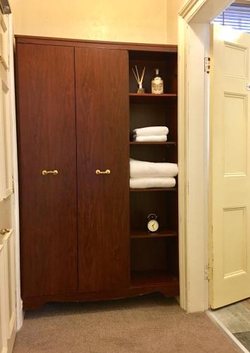 Ashdale Guesthouse - image 5