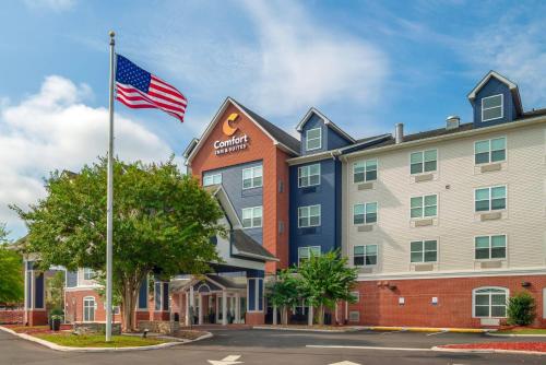Comfort Inn & Suites Concord - Kannapolis