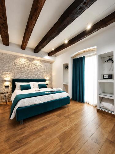 Sofi' Center Rooms