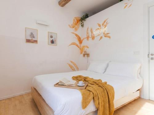 Cantoni 4B - Studio at Colosseum
