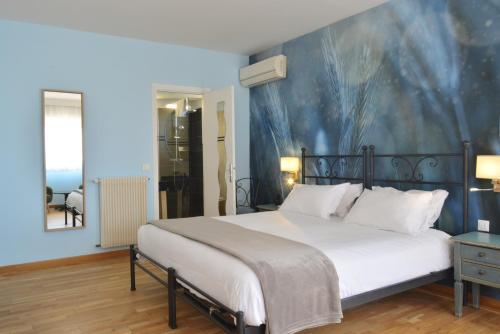 2 twin beds