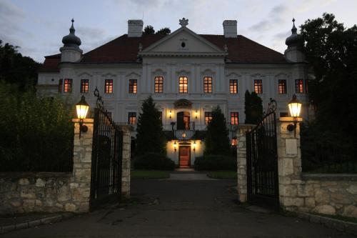 Teleki-Degenfeld Kastélyszálló in Szirák