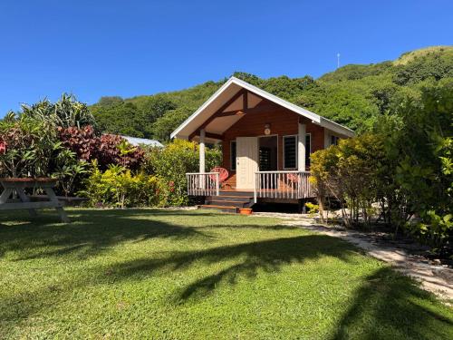 2 bedrooms, 3 beds