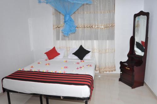 TMS Beach House - image 4