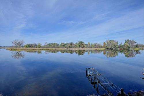 Waterfront Petenwell Lake Home w/ Private Dock