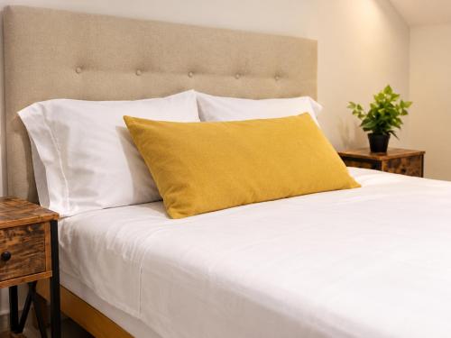 Miraflores Comfort Room