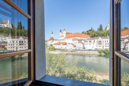 75m2 - 8 Guests - River View - 2 Bedrooms - Location saisonnière - Steyr