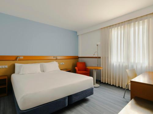 2 twin beds