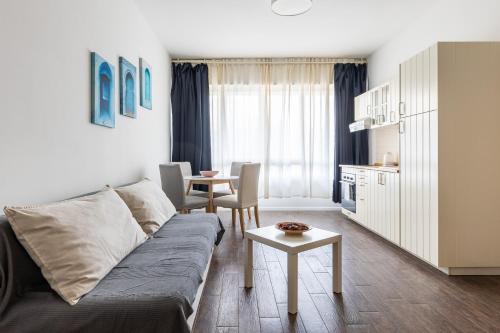 Largo Molina Studio II by Wonderful Italy