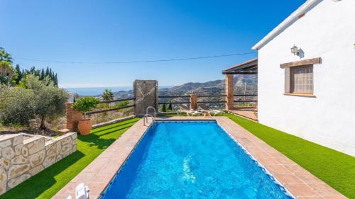 Villa Vargas Torrox by Ruralidays