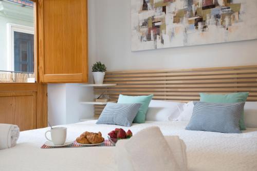 Studio Apartment image 6