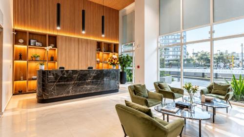Urban-Heights Premium Apartments in Miraflores by Geko