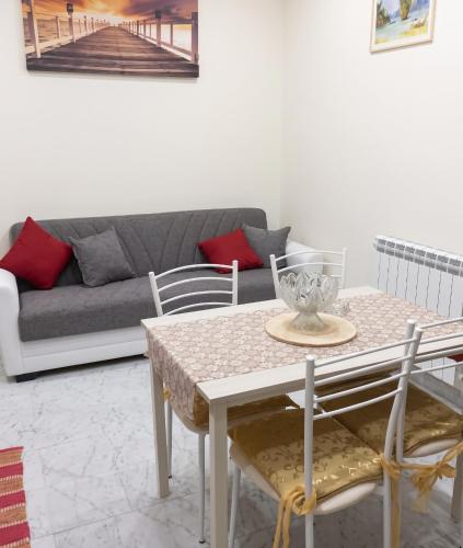 Modern Apartment in the Heart of Rome, 42 m², Parking Included