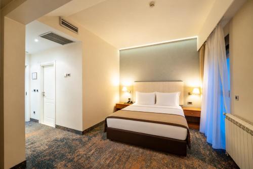 Hotel 1000 Ruza