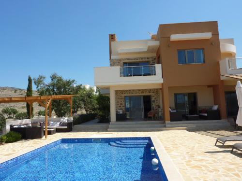 Villa Estia in Makry Gialos