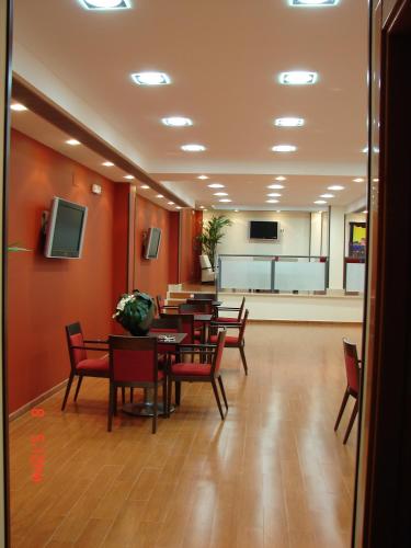 Hostal Goyma III - image 12