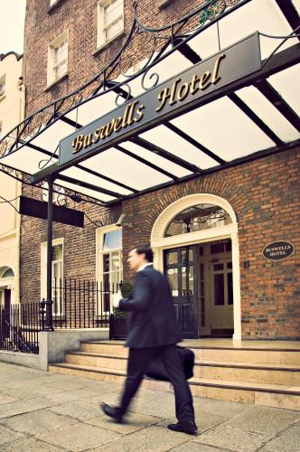 Buswells Hotel - image 3