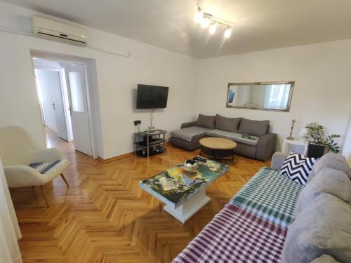 Pegami Apartment