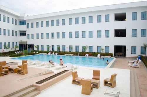 Peldbaseins, Hotel Las Olas Mamonal in Mamonal