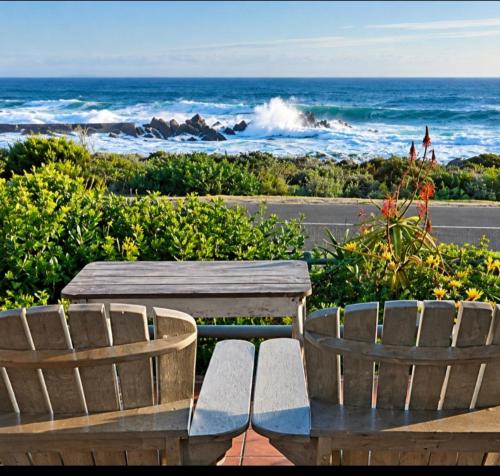 La Mer Seafront Selfcatering Accommodation Kleinmond