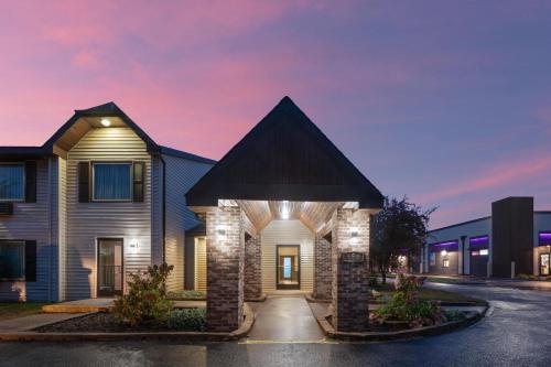 Travelodge by Wyndham Ishpeming/Marquette