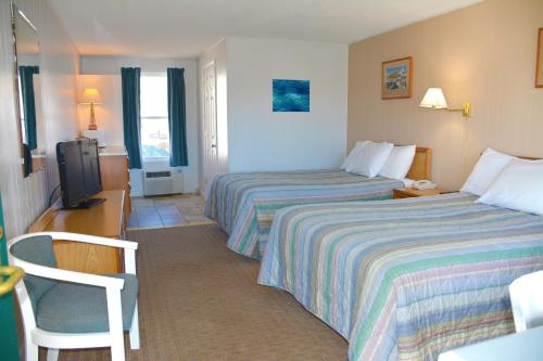 Crest Motel