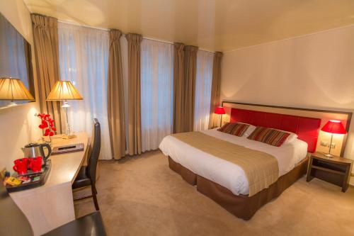 1 queen bed