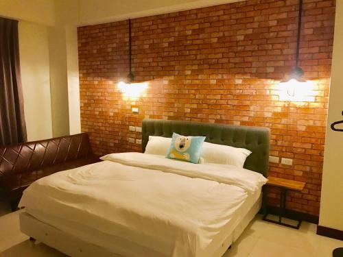 Hualien BV B&B Stop at Hualien BV B&B to discover the wonders of Hualien. The property offers guests a range of services and amenities designed to provide comfort and convenience. Service-minded staff will welcome a