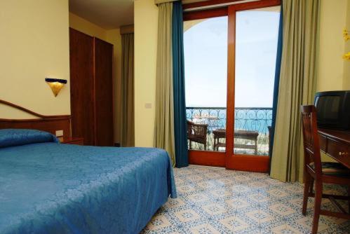 Johanna Park Hotel - image 3