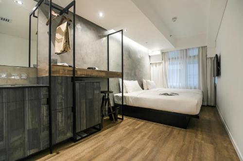 โรงแรมฮาร์ต (Hotel Hart) near พิพิธภัณฑ์ประวัติศาสตร์ ฮ่องกง