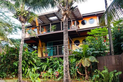 Flamboyant Residence