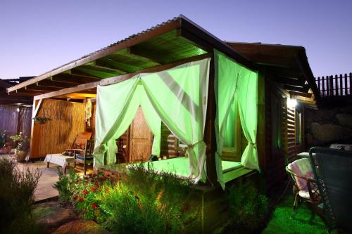 Massage, Liora's Paradise in Ramat Gan