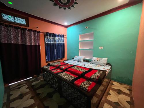 Isha home stay