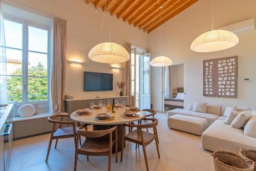 Apt Ivory with terrace Mdr Apartments Collection