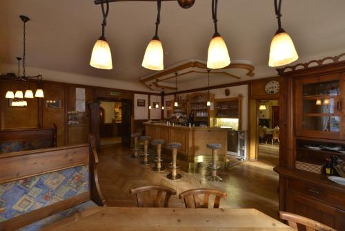 Restaurant, Gasthof Sonne in Imst