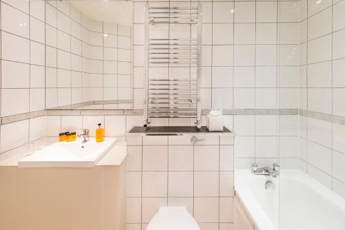 The California - image 4