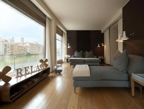 Bar, Continentale near Palazzo Pitti