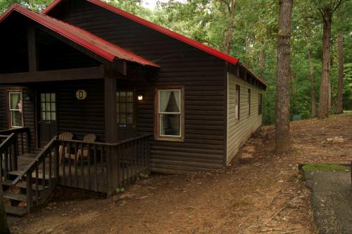 Carolina Landing Camping Resort Deluxe Cabin 6 - Hotel - Fair Play