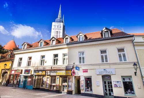 Hostel Centar - image 13