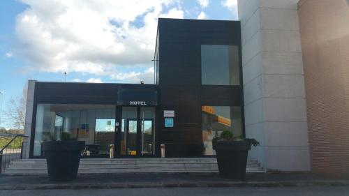  Puerta de Santillana in Reocín