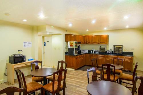 Inn of America in Palm Beach Gardens (FL)